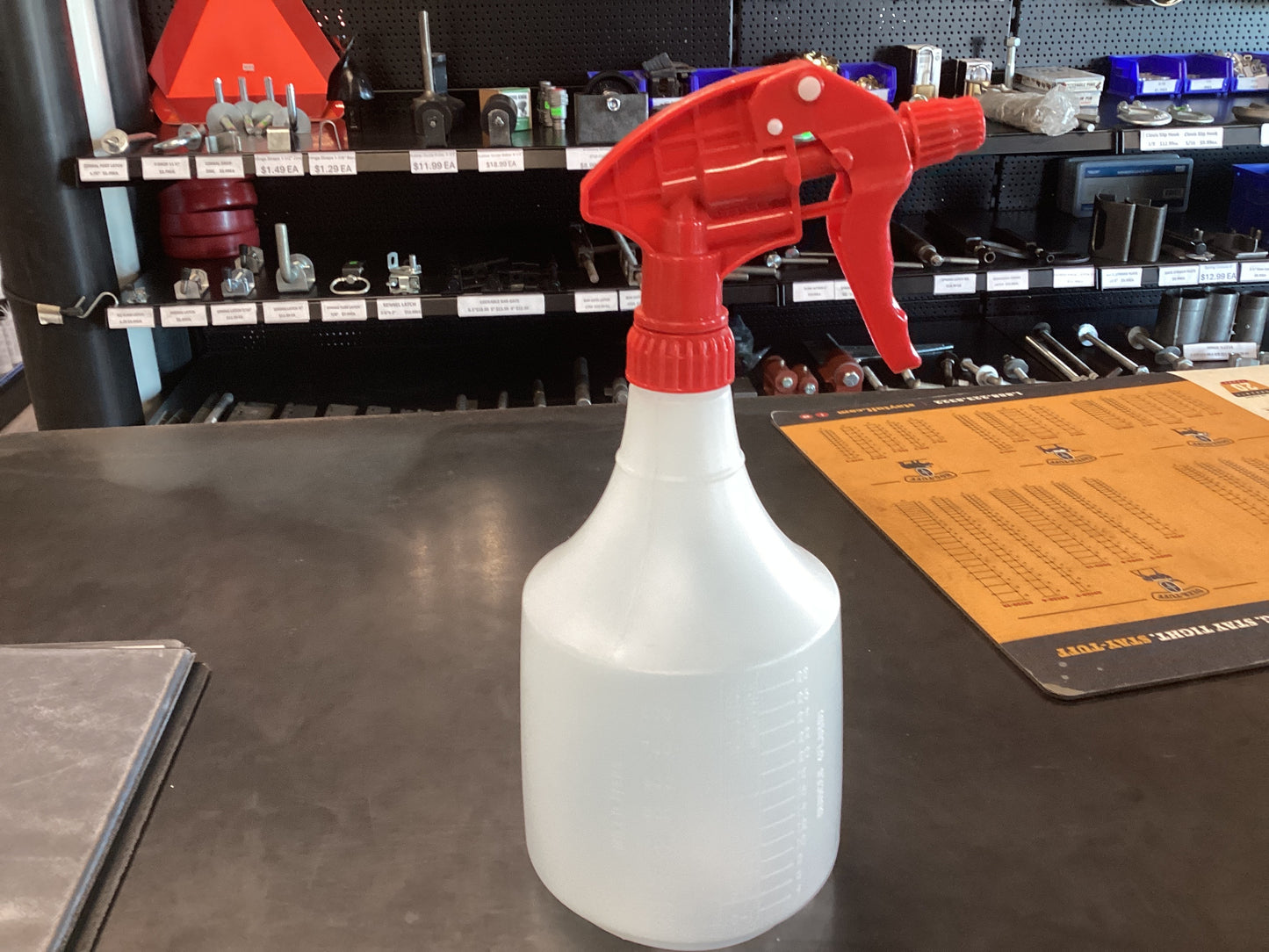 Spray Bottle 32OZ Red