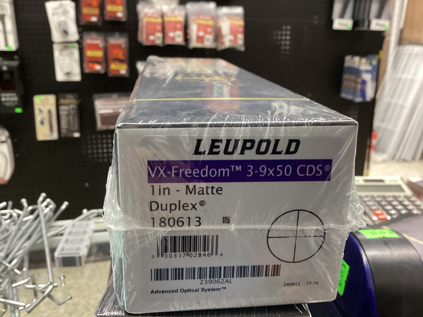LEUPOLD RIFLE SCOPE 3-9 x 50 Black
