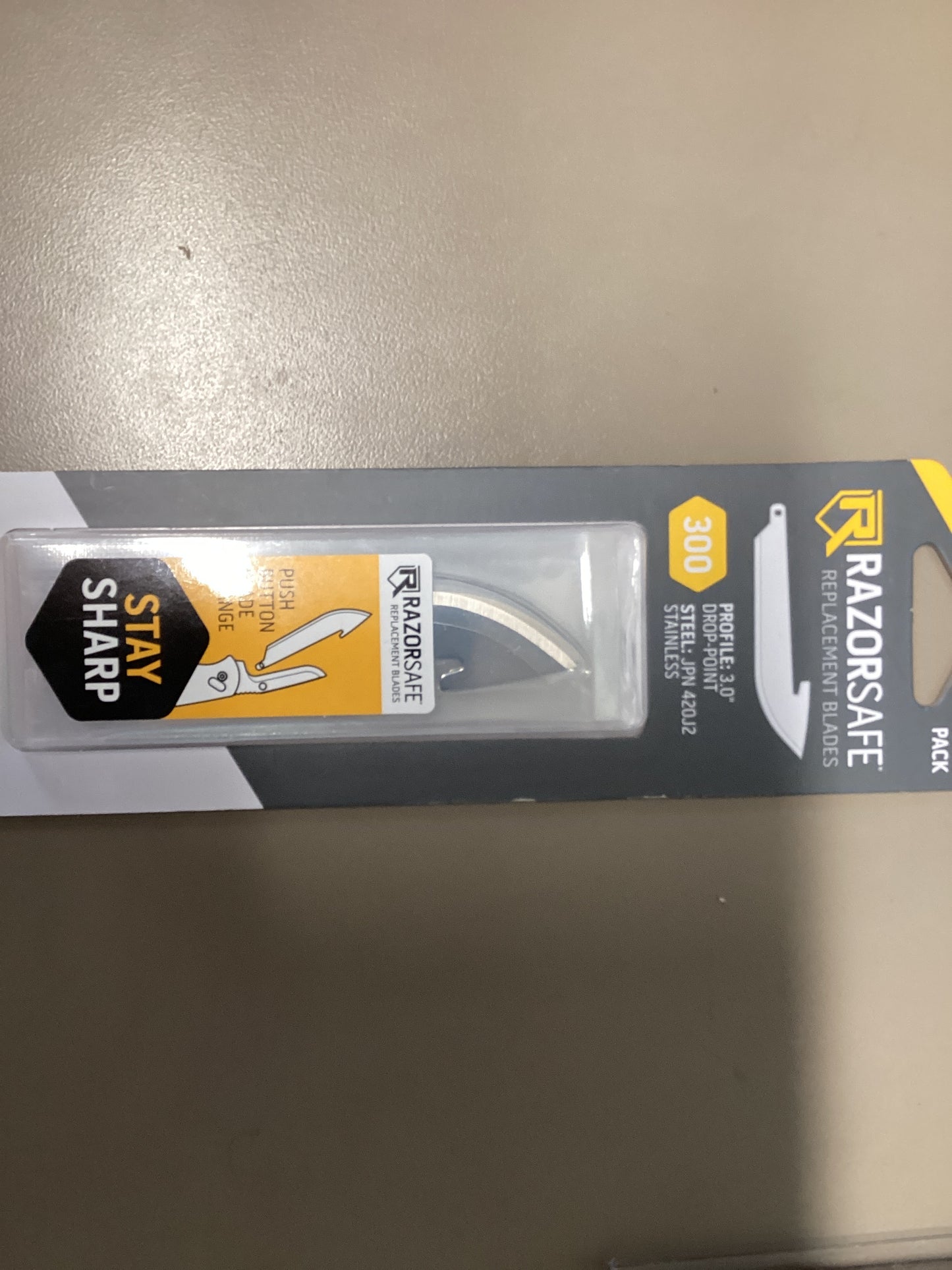 Razor Safe 3”