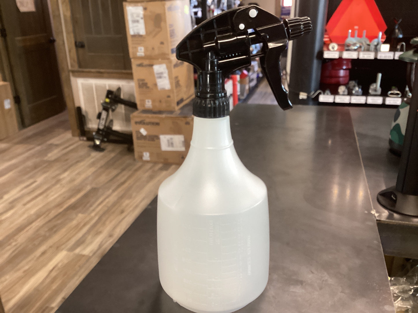 Spray Bottle 32OZ Black