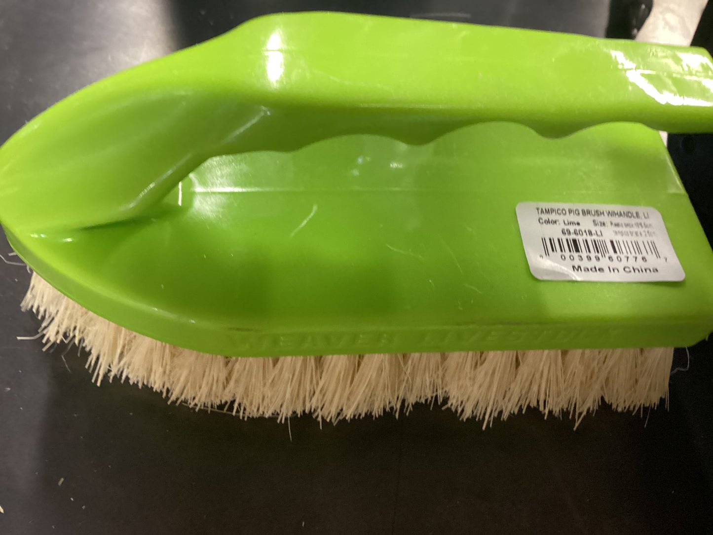 Pig Brush Lime