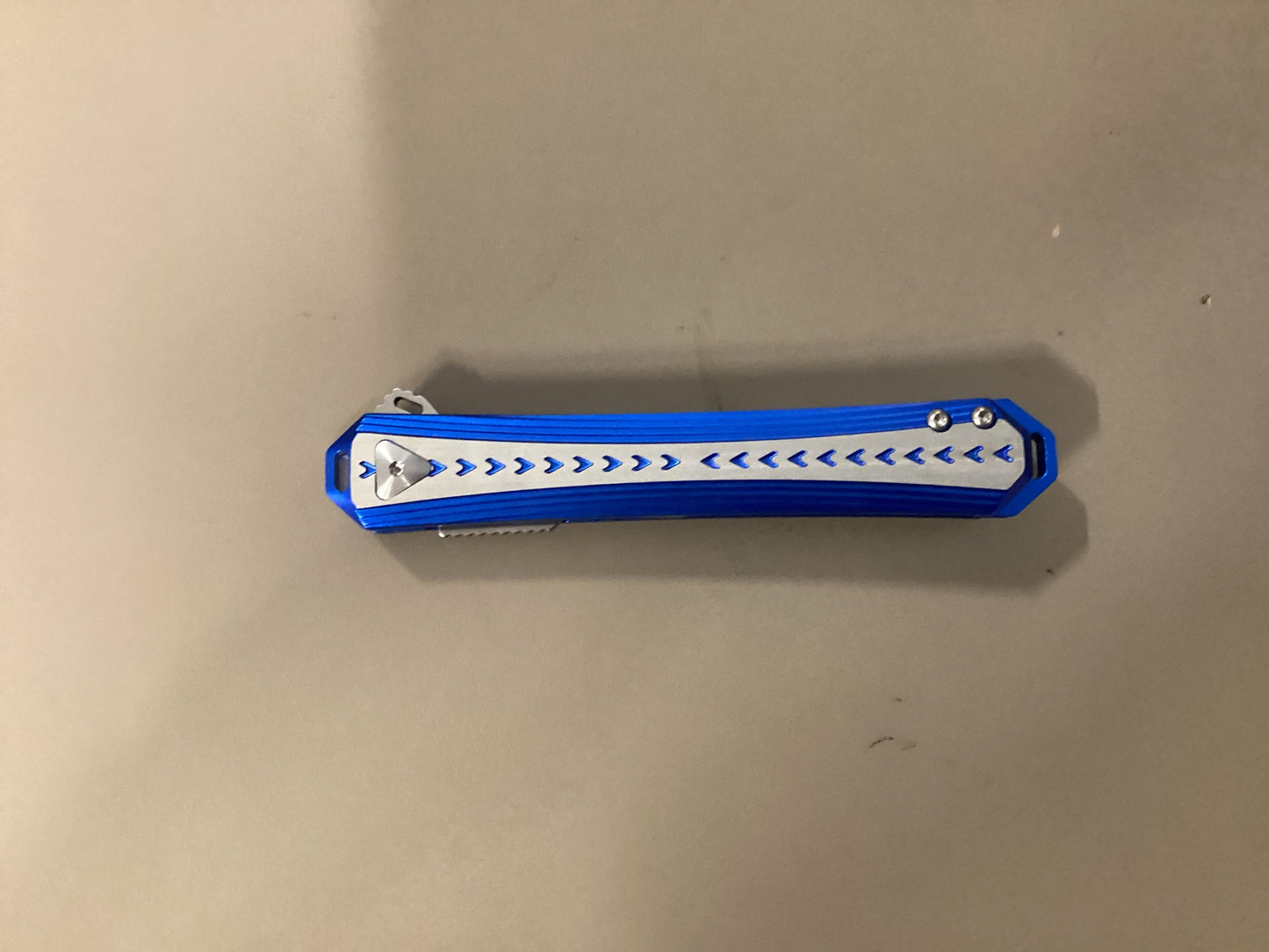 CRKT Blue Stickler