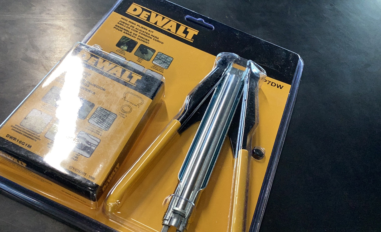 Dewalt Hog Ring Pliers Kit