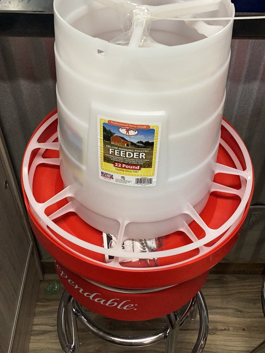Hanging Poultry Feeder 22 Pound