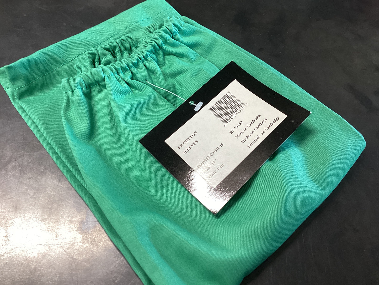 18” Sateen Sleeve