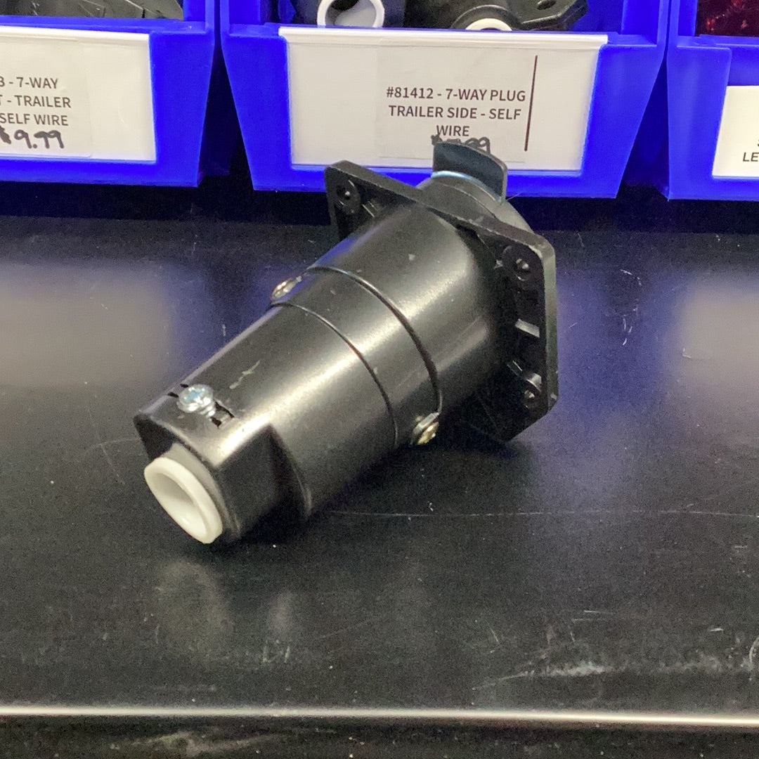 #81413 7 Way Socket Trailer Side