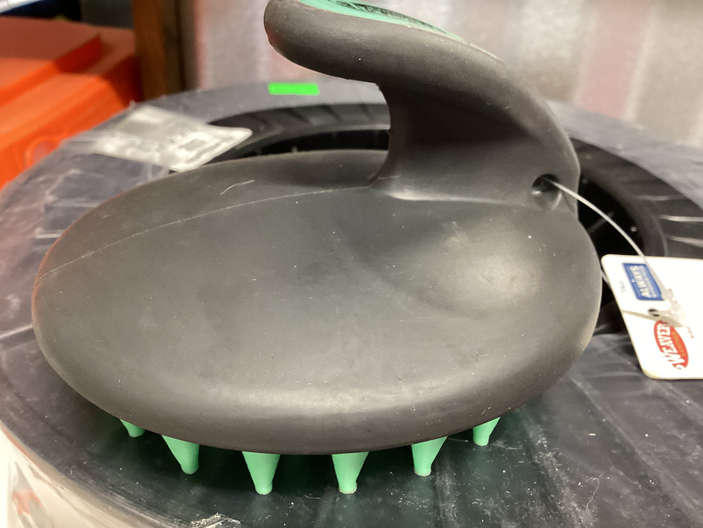 Pig Brush Mint