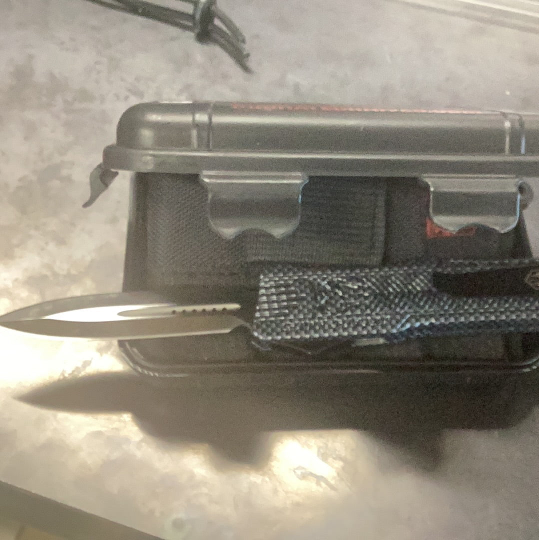 Lg Carbon Fiber Dagger