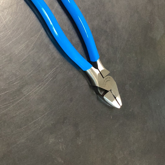 Lineman’s Pliers 8”