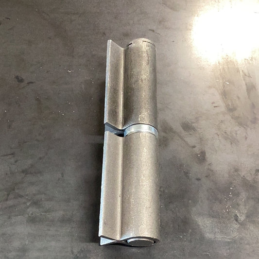 Winged Hinge 7"