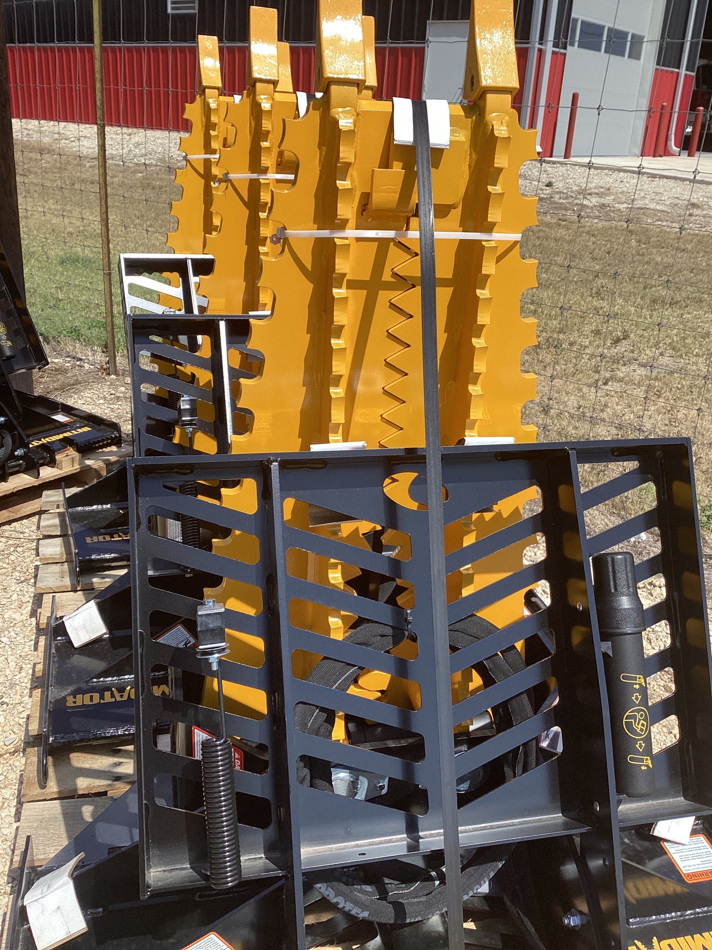 Danuser Intimidator With Side Saw