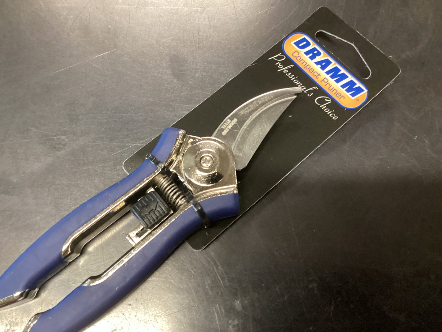 Dramm Pruner Blue