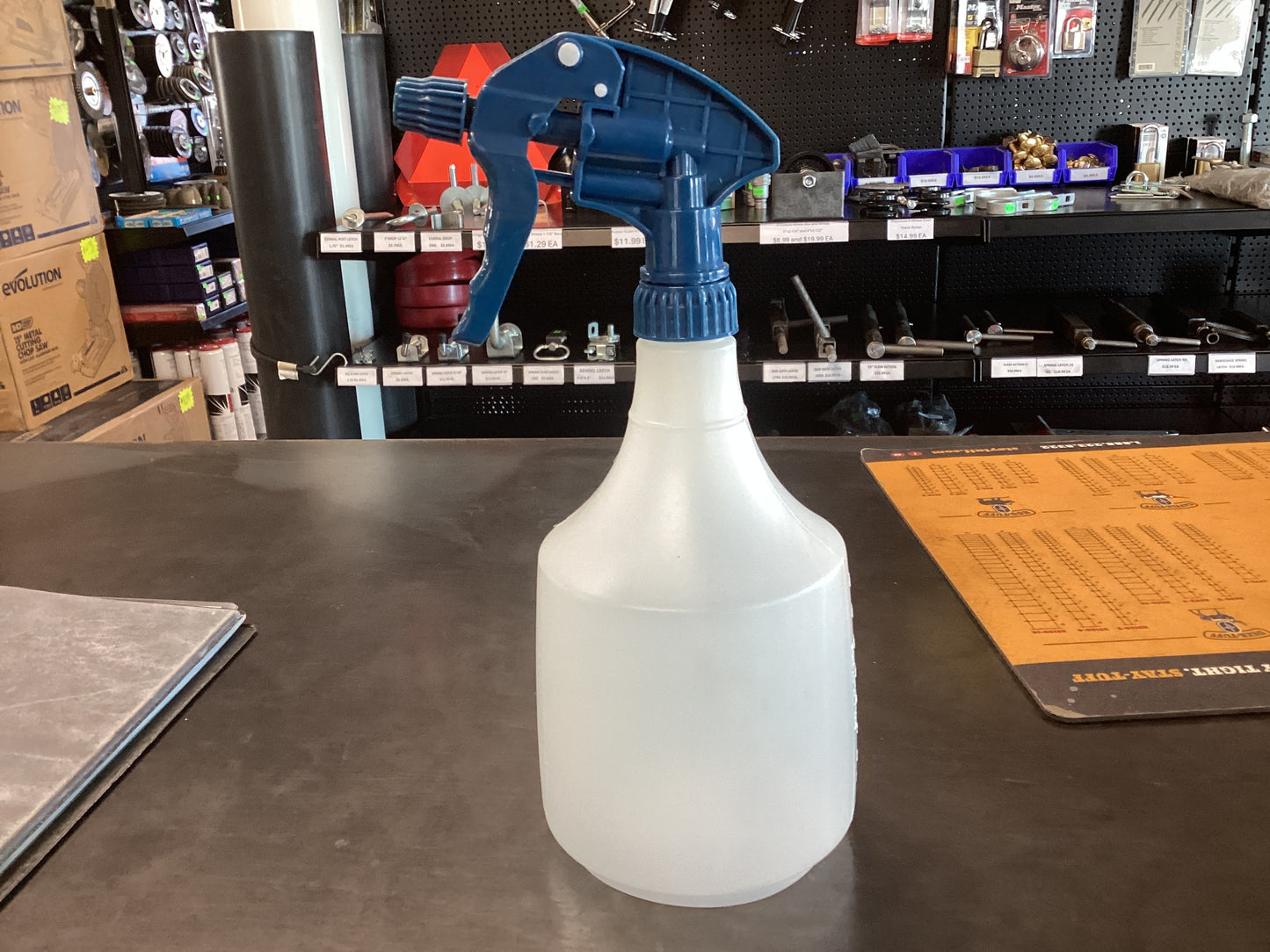 Spray Bottle 32OZ Blue