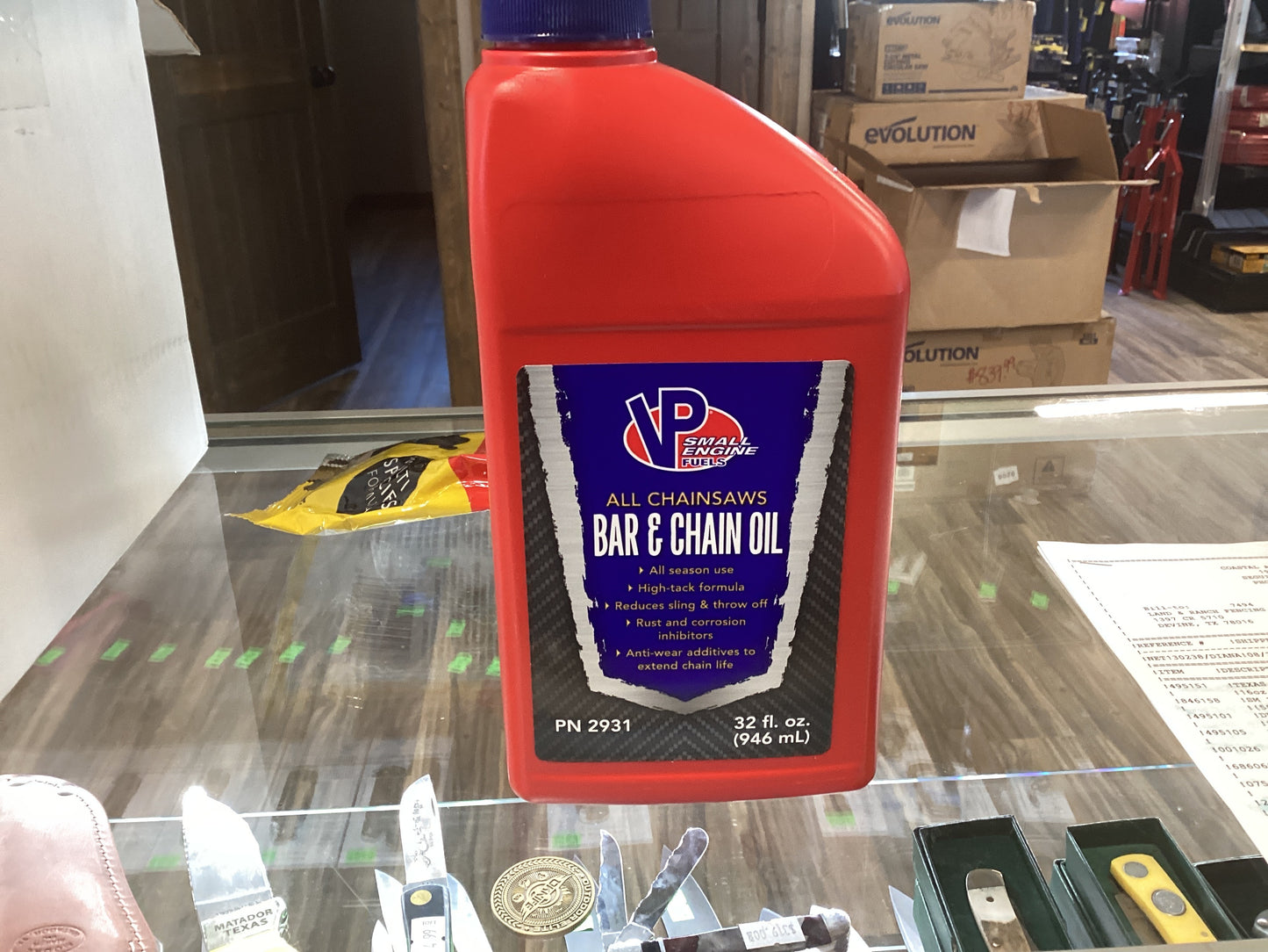 VP Bar & Chain Oil 32oz