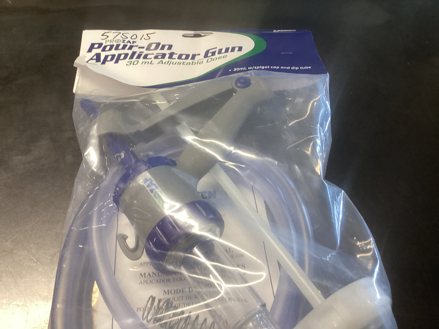 Pour-On Applicator Gun