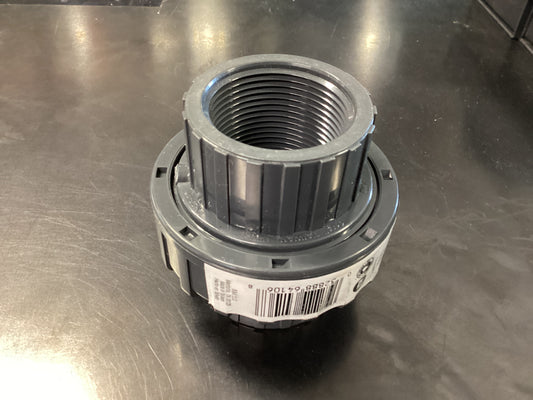 1-1/4 Union Threaded