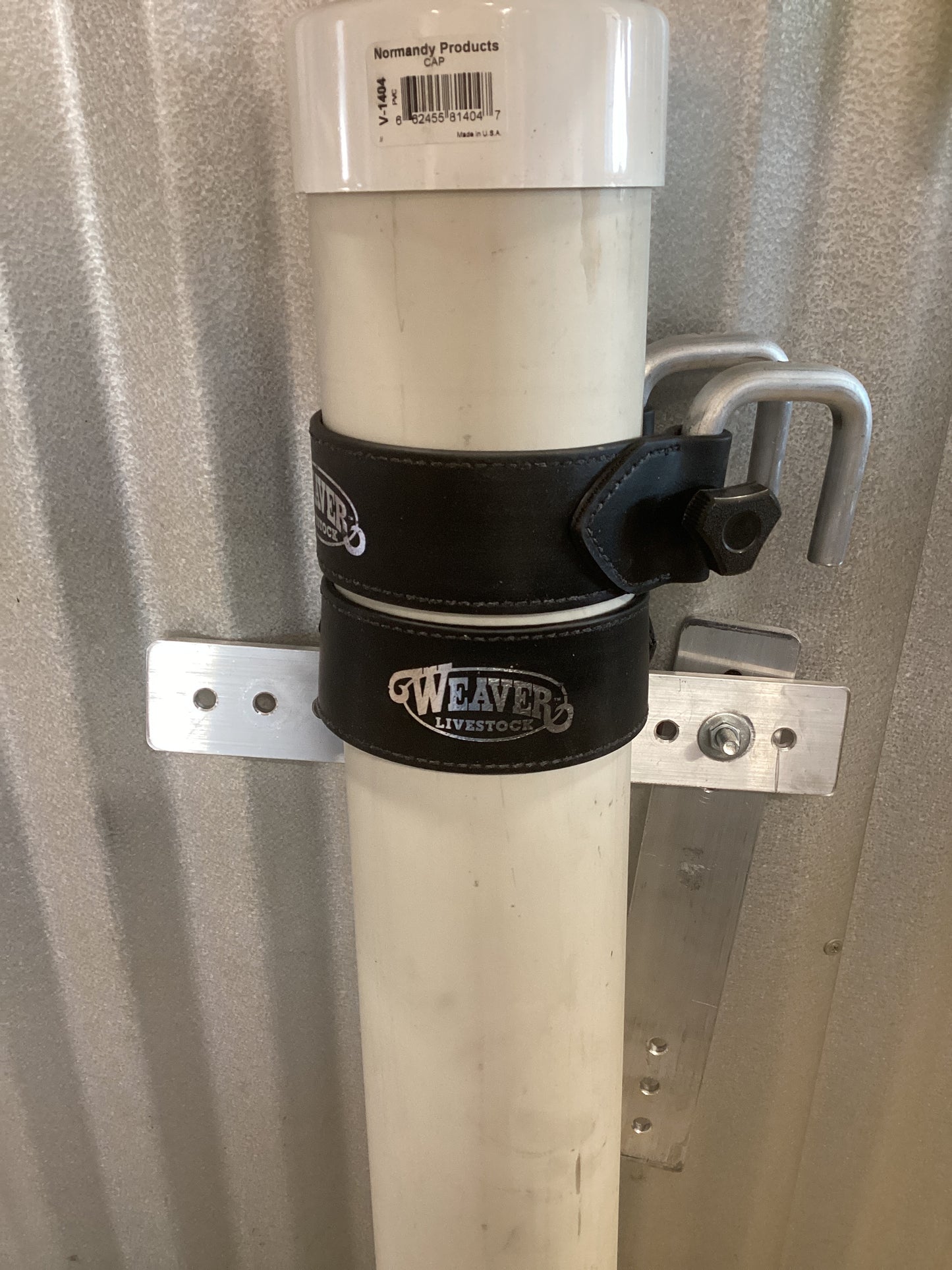 Pig Waterer Gate attachment