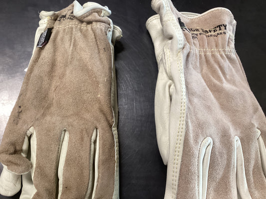 MCR Gloves L and XL